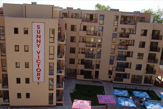 Sunny Victory Apartments
